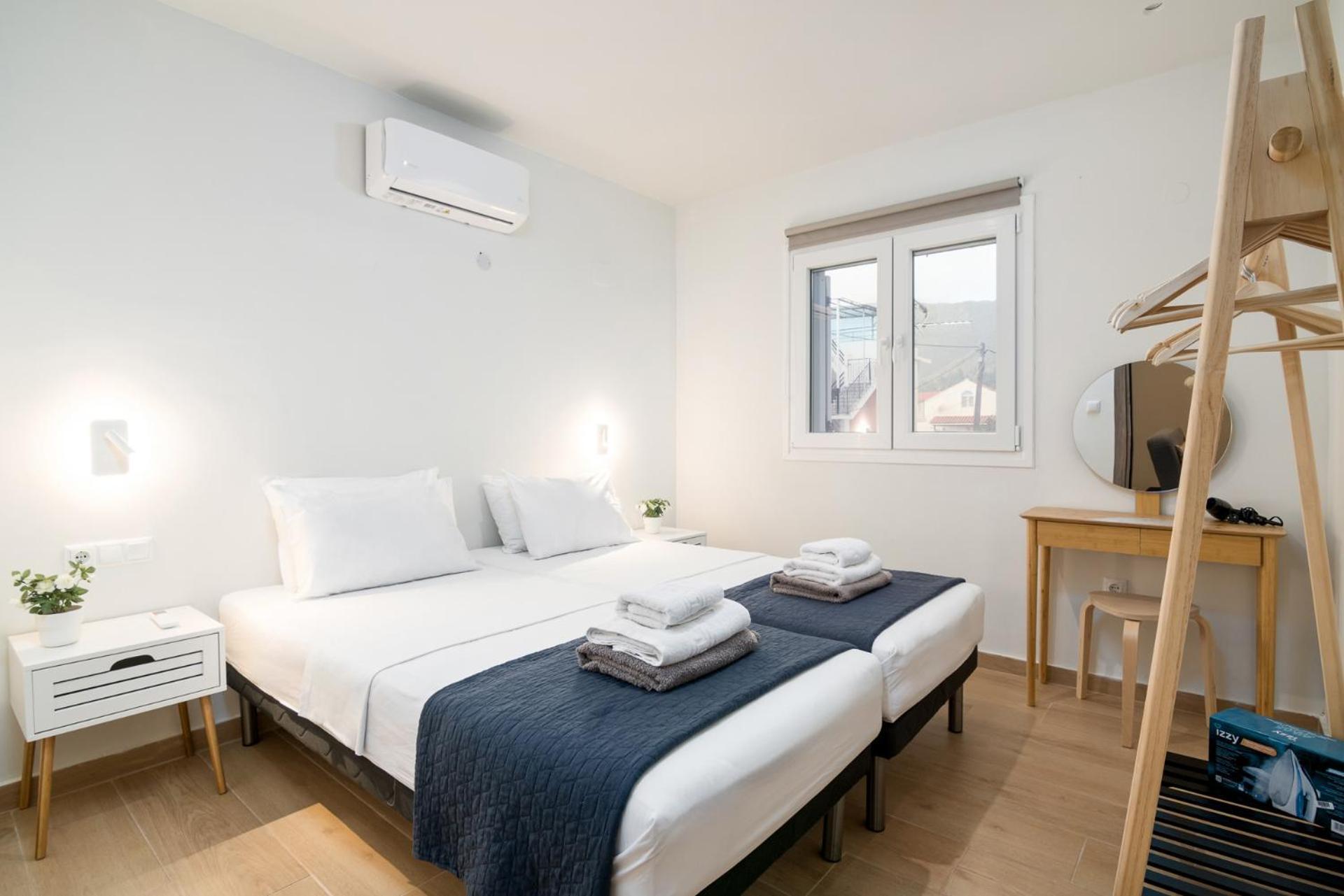 Windrose Apartments - Shared Pool Ypsos Eksteriør bilde