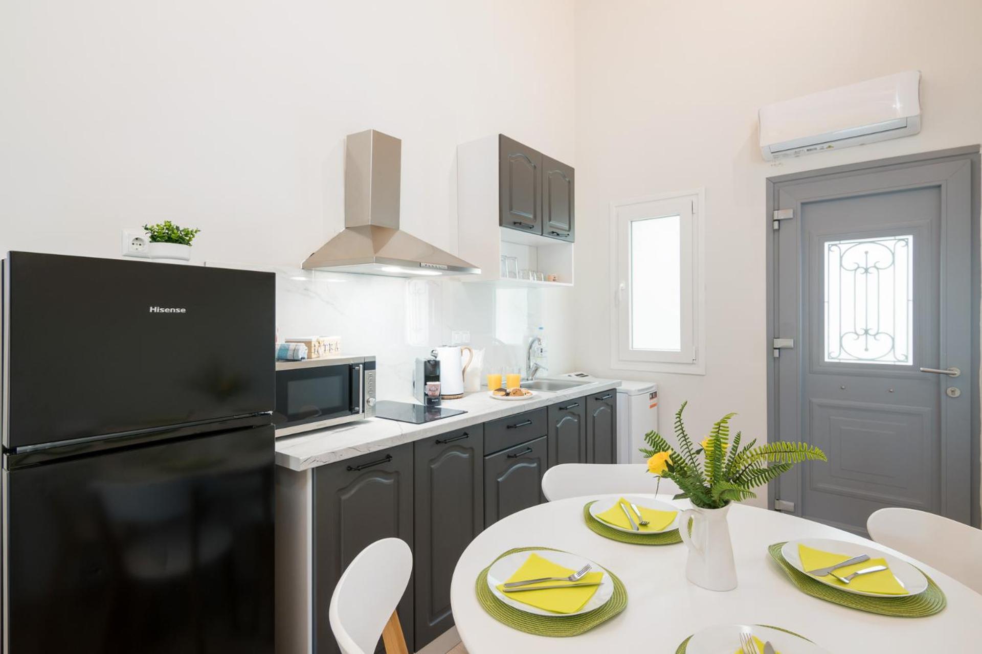 Windrose Apartments - Shared Pool Ypsos Eksteriør bilde