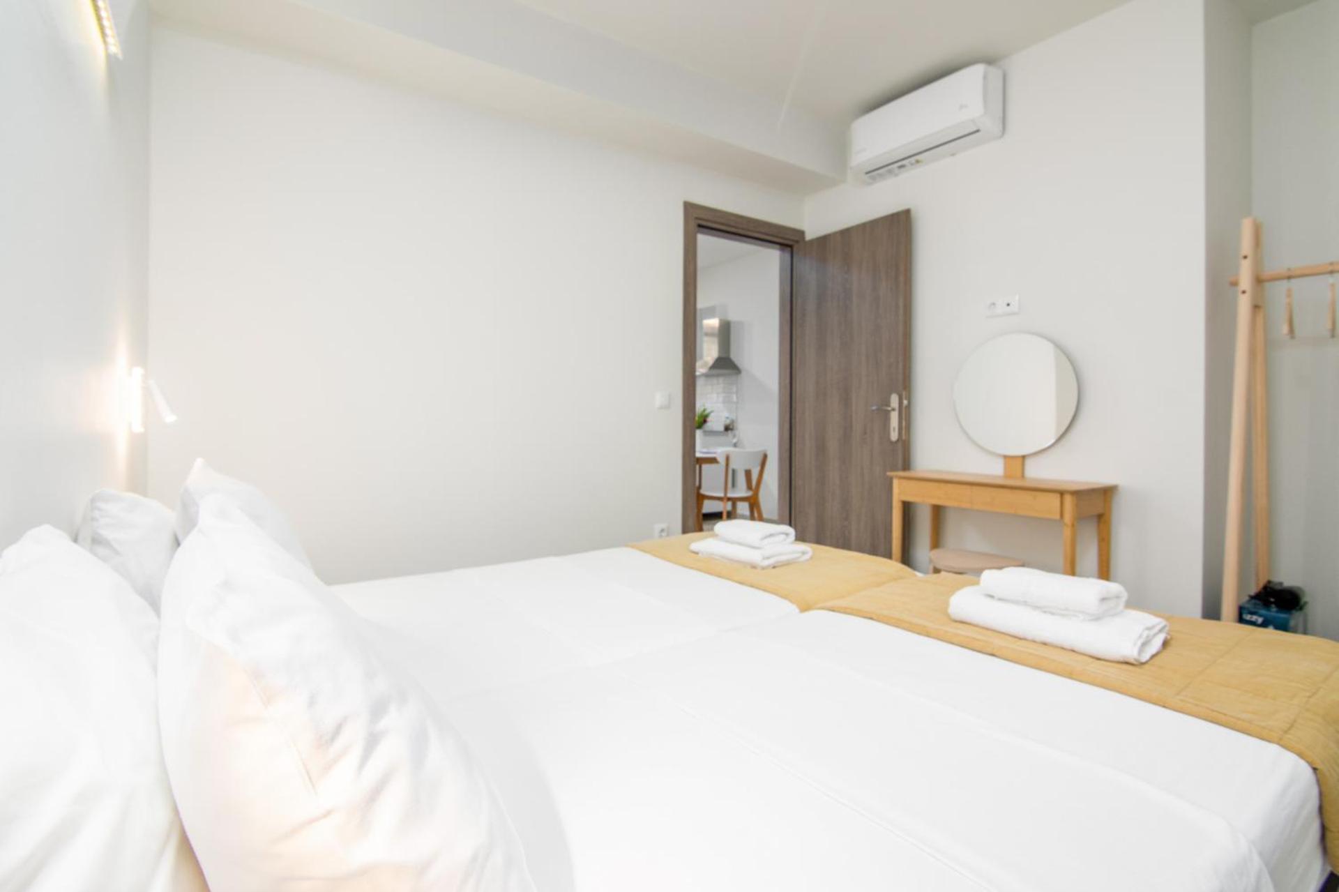 Windrose Apartments - Shared Pool Ypsos Eksteriør bilde