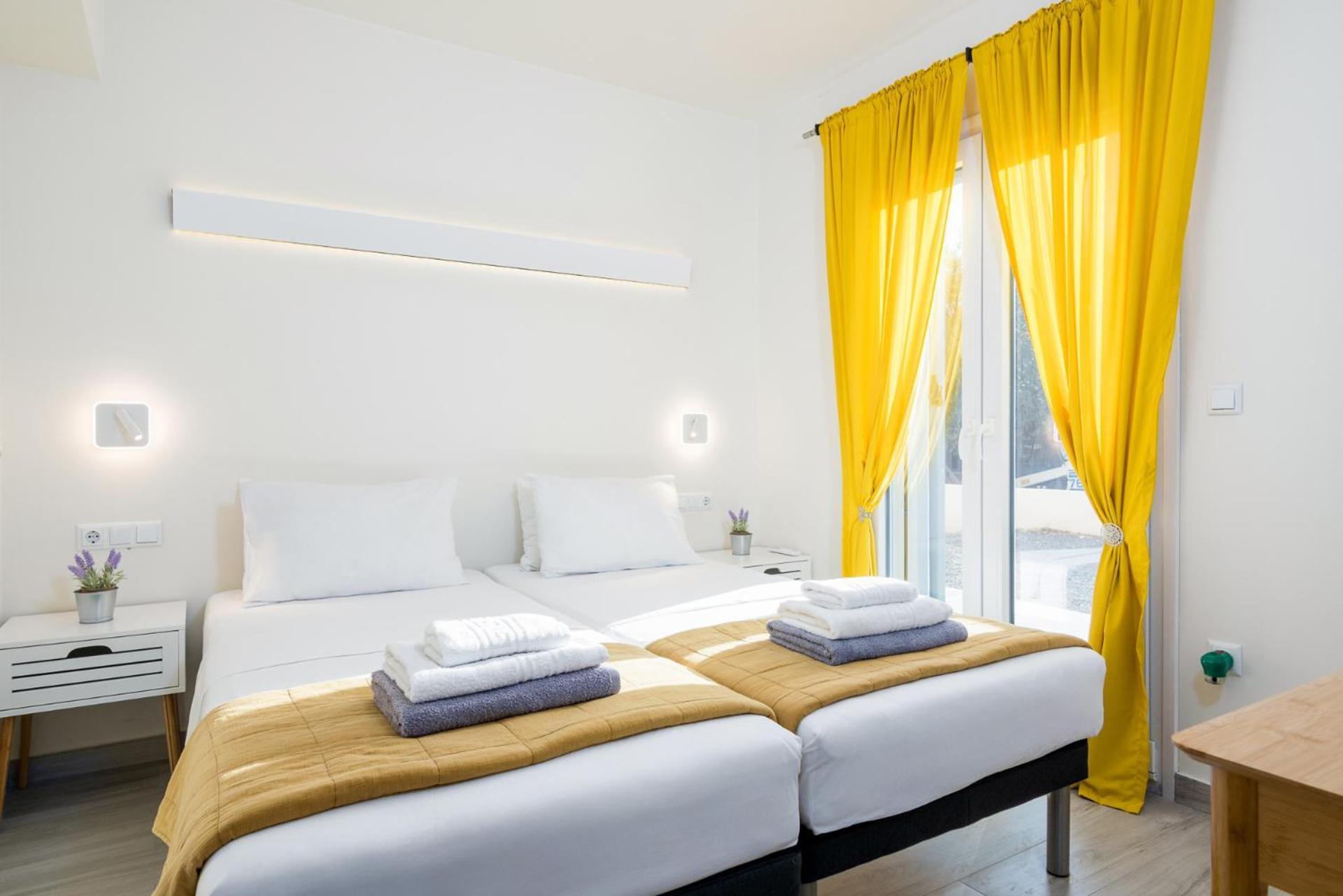 Windrose Apartments - Shared Pool Ypsos Eksteriør bilde